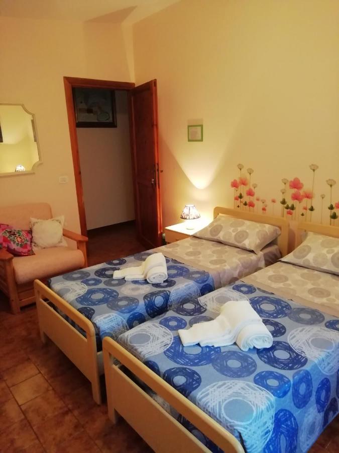 B&B Villa Claudia Anzio Bagian luar foto