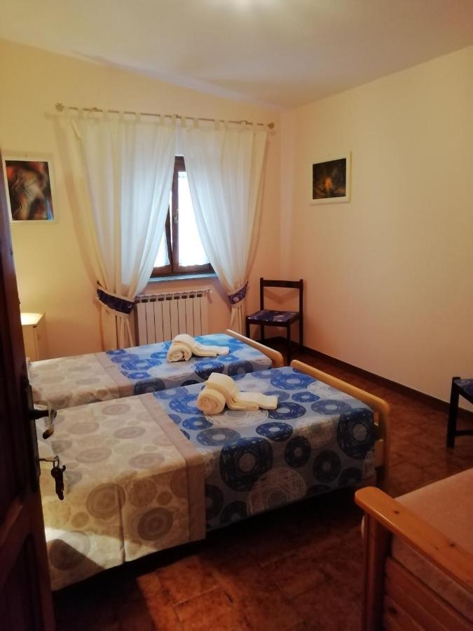 B&B Villa Claudia Anzio Bagian luar foto